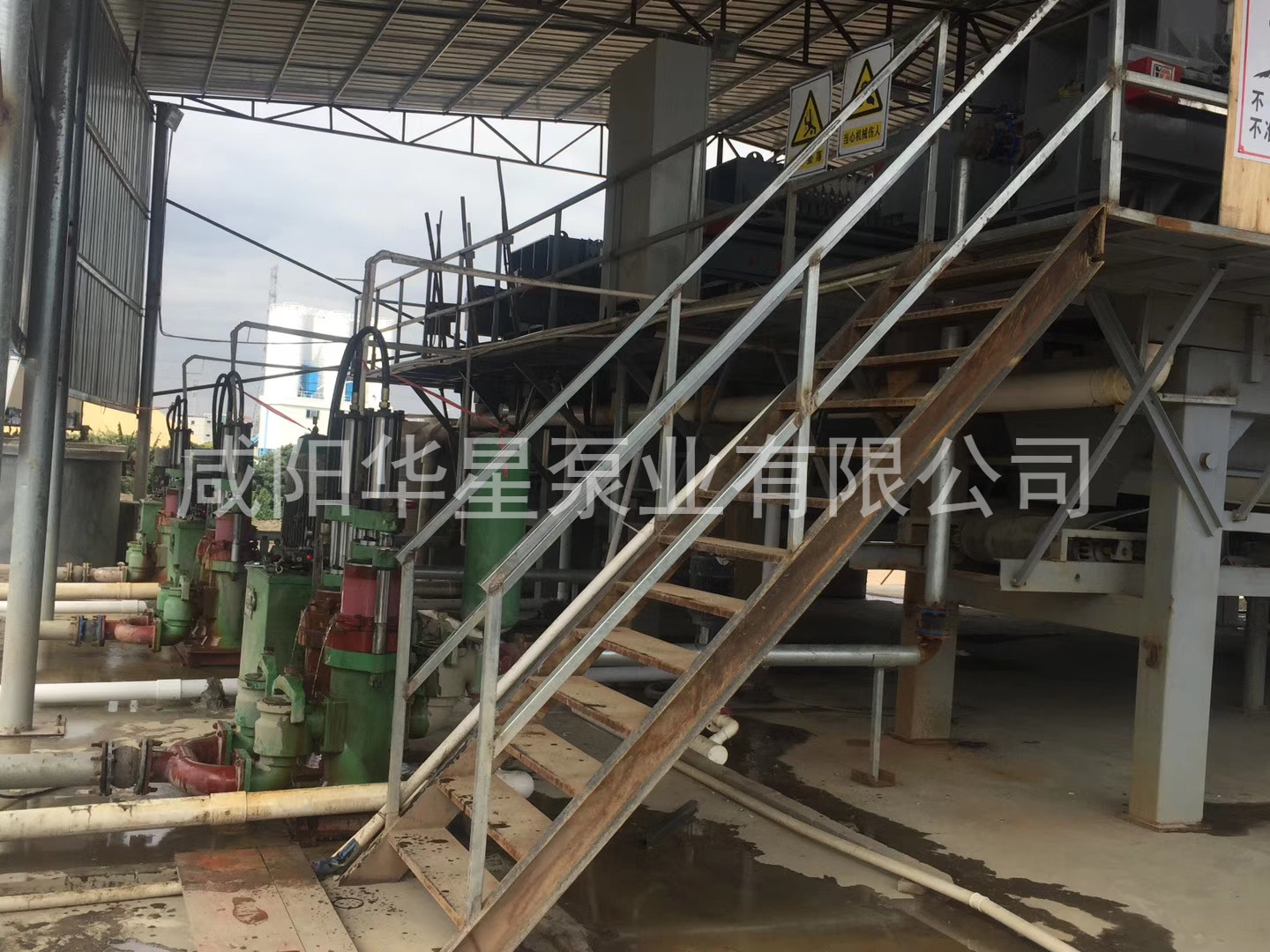 壓濾機(jī)入料泵結(jié)構(gòu)簡(jiǎn)單、易維修、結(jié)構(gòu)設(shè)計(jì)